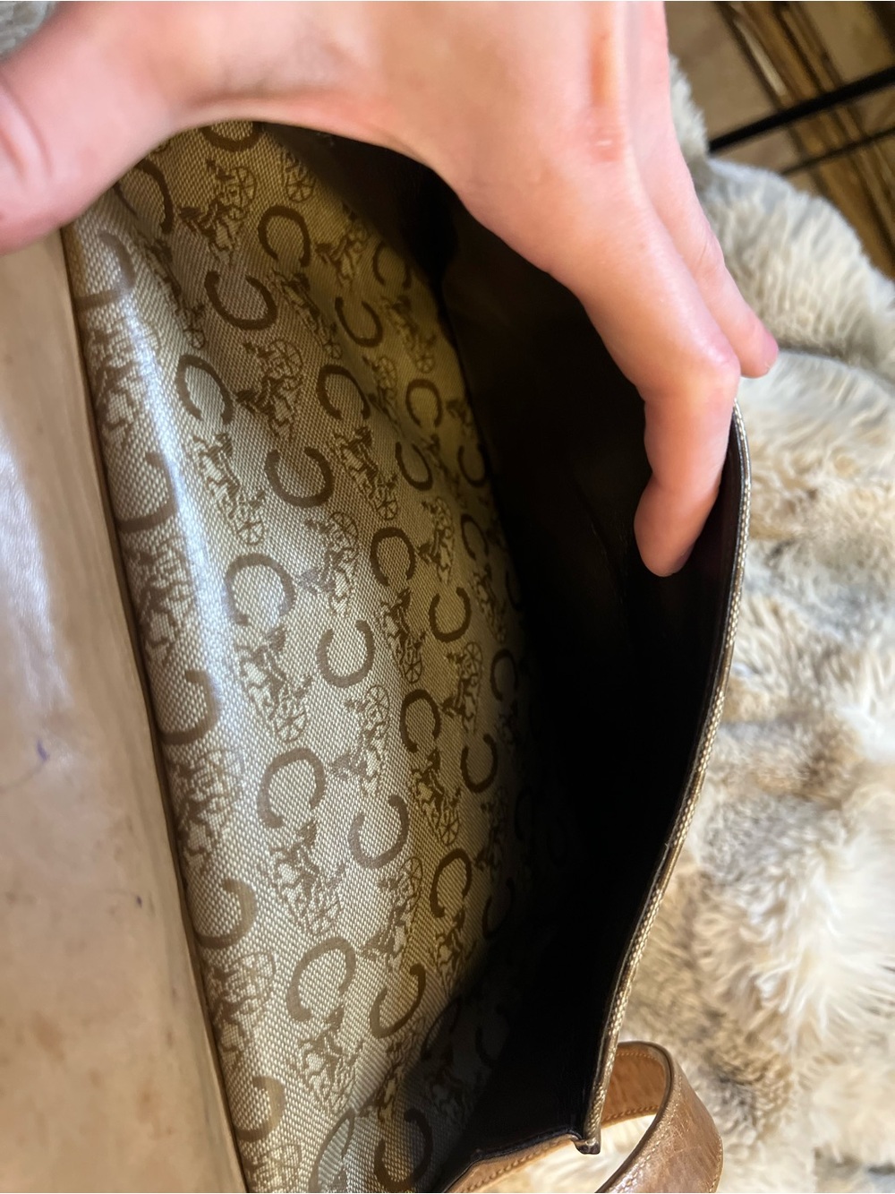 CELINE C Sulky Shoulder Bag Beige Gold (MSRP $725) - Picture 5 of 7